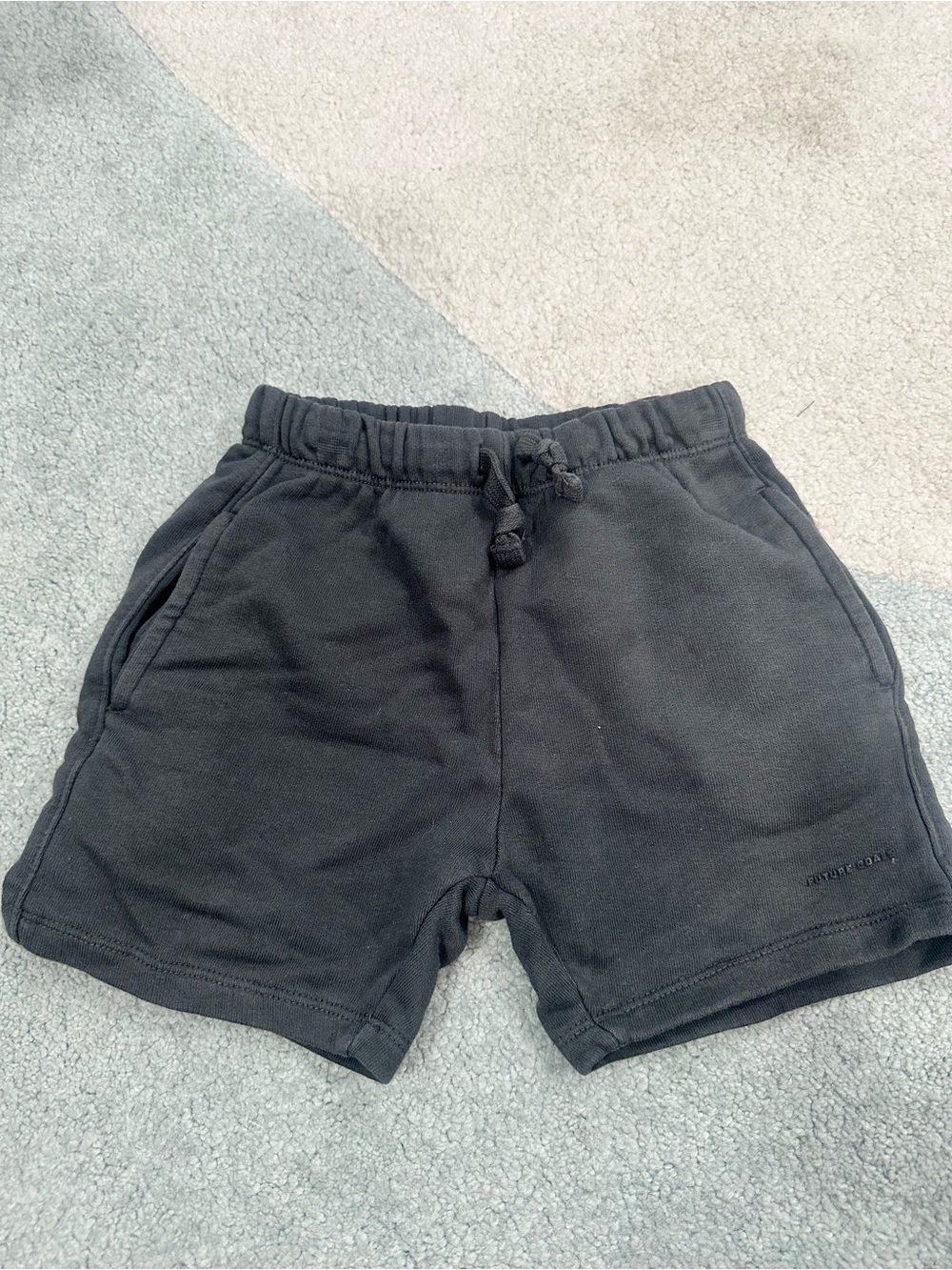 Zara toddler size 5T dark grey shorts